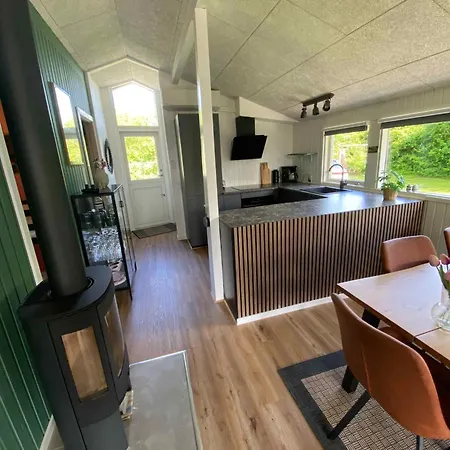 Cozy Holiday 450 M From The Water Feriehus *